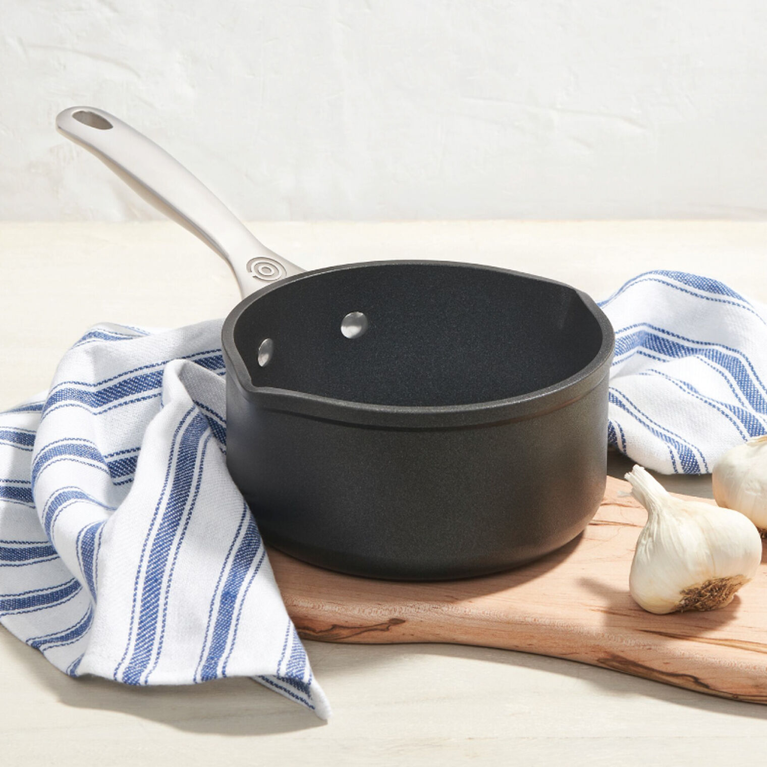 Toughened Non-stick PRO Saucepan with Dual Pour Spouts