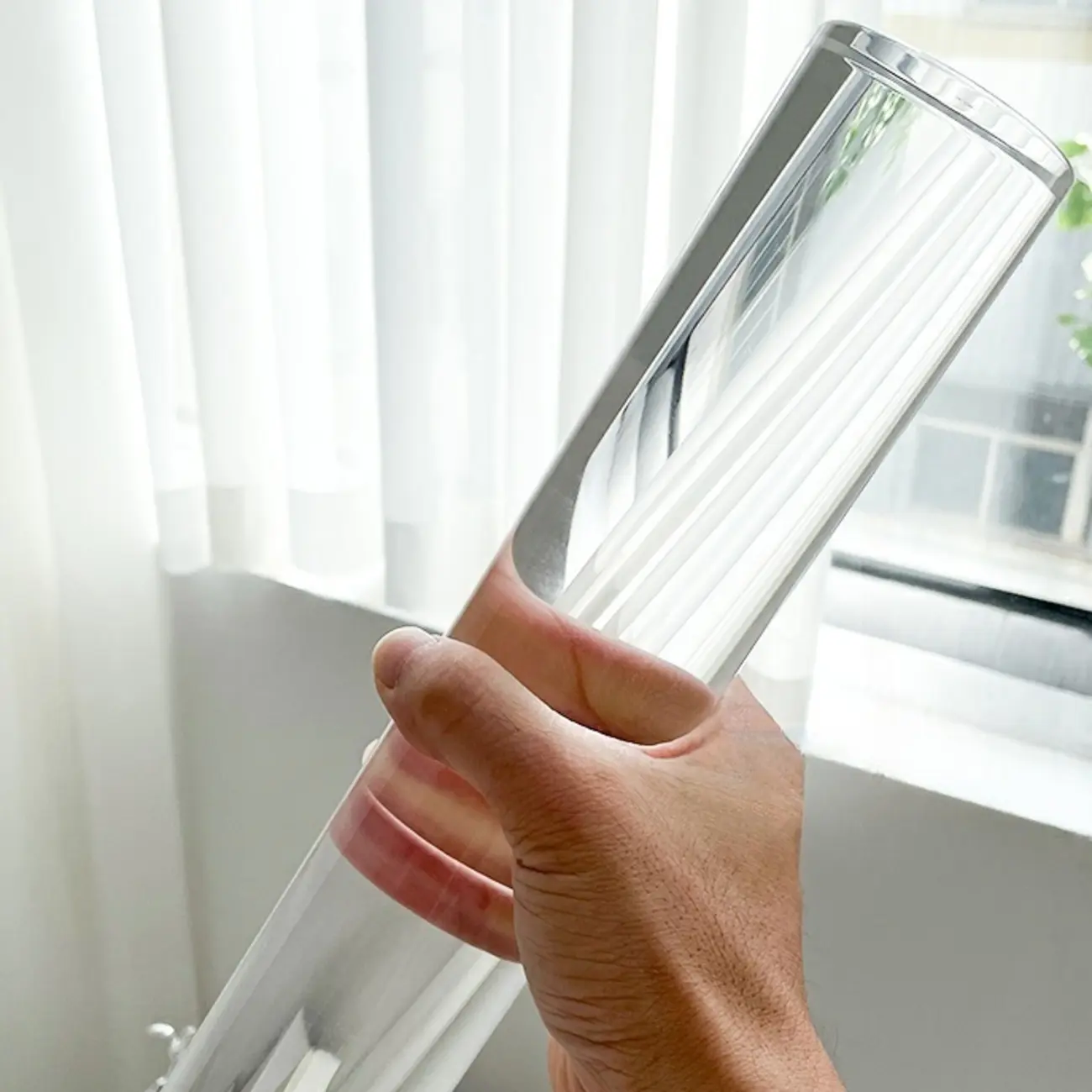 Modern Clear Acrylic Round Pedestal Bar Tables