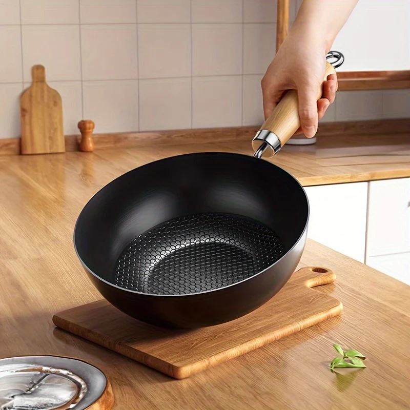 1pc Small Iron Pot, Traditional Chinese Wok, One Person Eating Uncoated Mini Non Stick Wok, Suitable For Gas Stoves And Stoves, Kitchen Utensils, And Kitchen Utensils - Deanwangkt