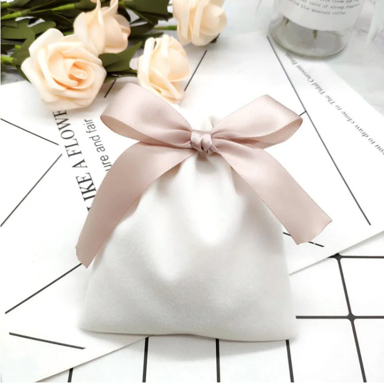 HULIANFU Velvet Gift Bags Jewelry Ribbon Sack 7x9cm 10x12cm 12x15cm pack of 50 Eyelashes Makeup Lipstick Drawstring Pouches - Deanwangkt