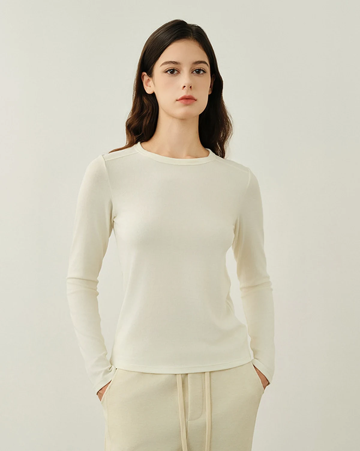 Autumn and Winter Soft Wool Cotton Top, Women's Set-In Shoulder Crew Neck Long-Sleeve Base Layer, High-Stretch Slimming, Warm Inner Layer for layering or wearing on its own
