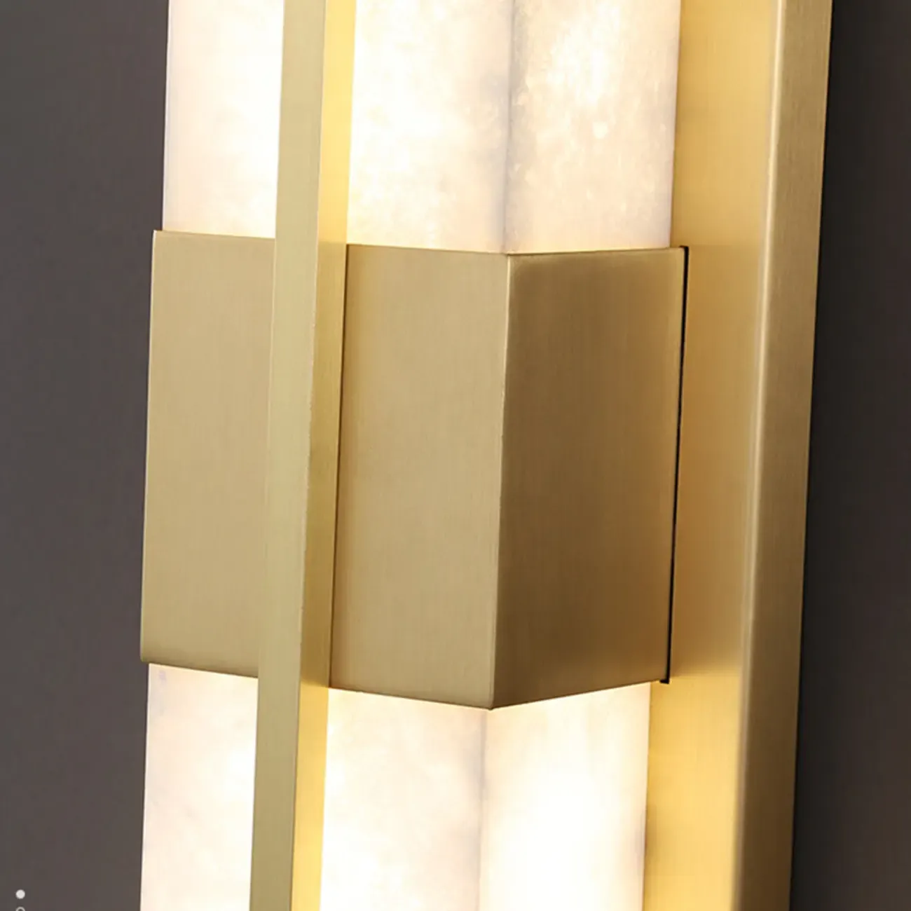 Modern Art Alloy Rectangular Wall light