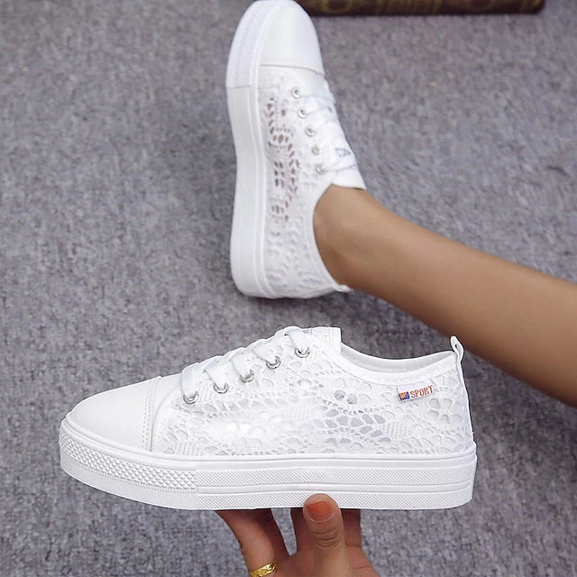 Women's Sneakers White Shoes Plus Size Canvas Shoes Outdoor Daily Wedding Sneakers Summer Flat Heel Round Toe Sporty Basic Casual Walking Shoes Lace Canvas Lace-up Solid Colored White - Deanwangkt