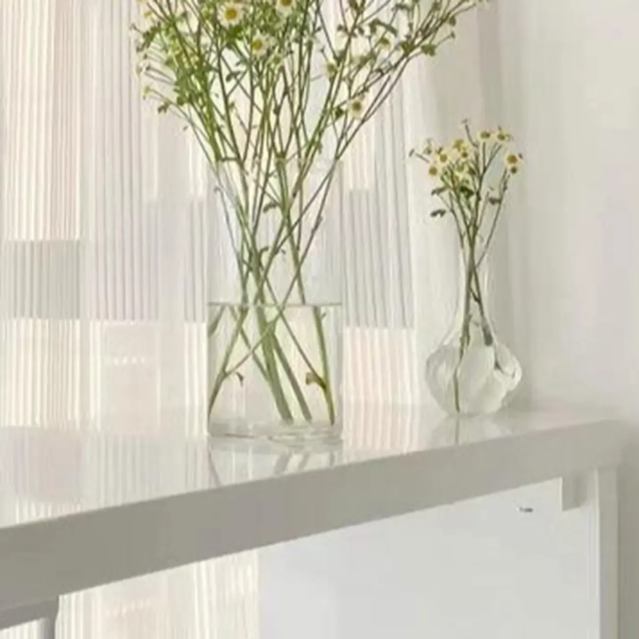 Stylish Pure White Wooden Metal Double Pedestal Bar Tables