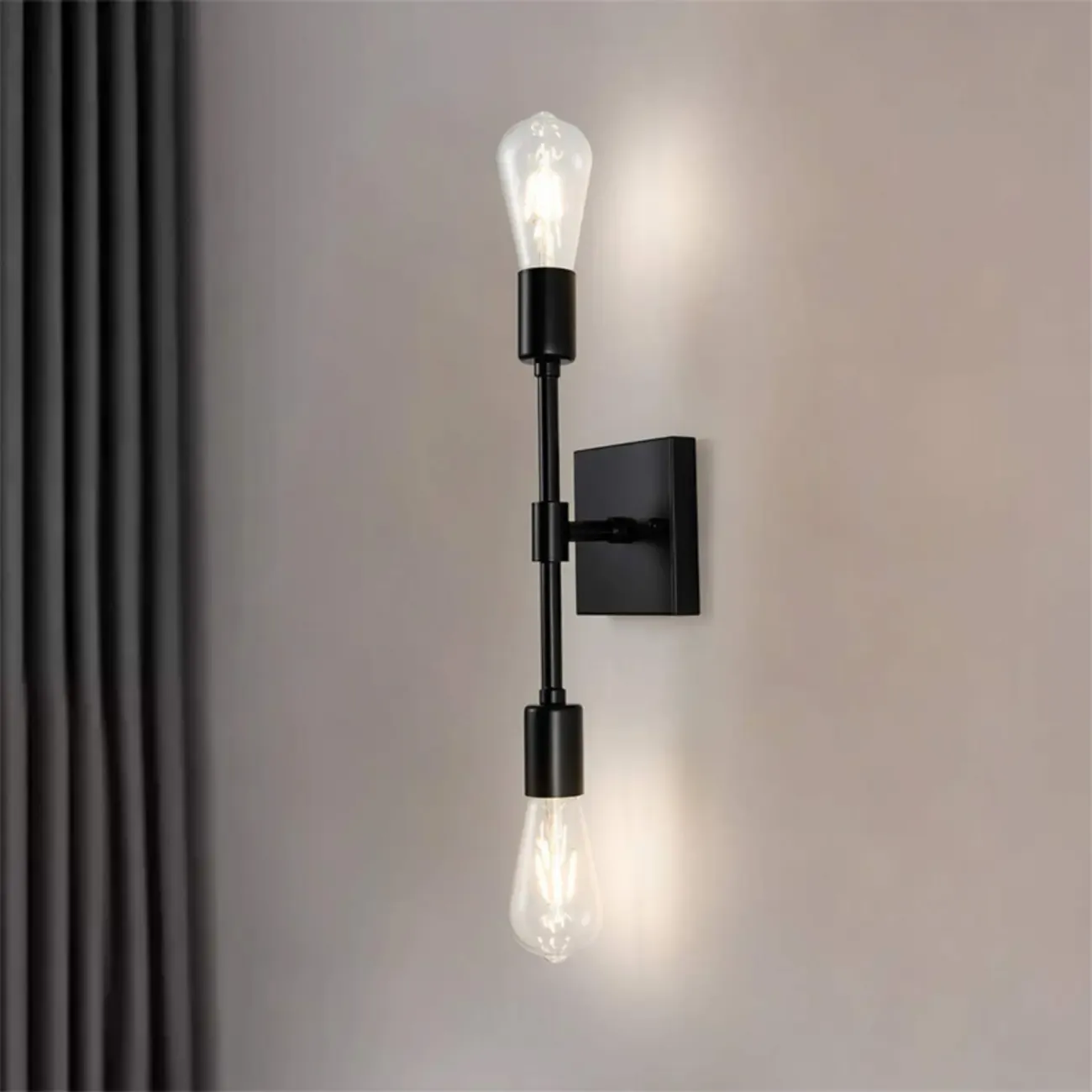 Stylish Dual-Tube Vanity Wall Light for Modern Bathroom