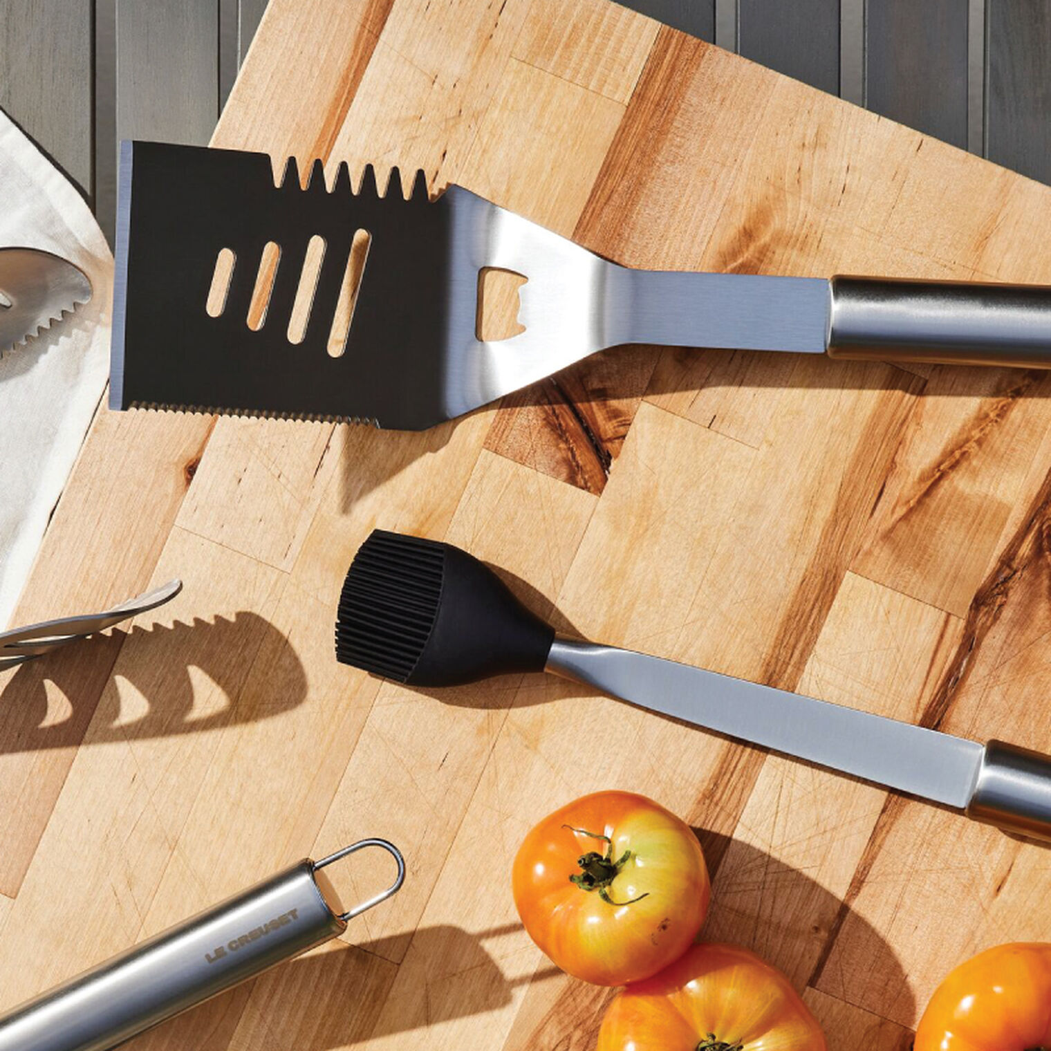 Outdoor Slotted Turner