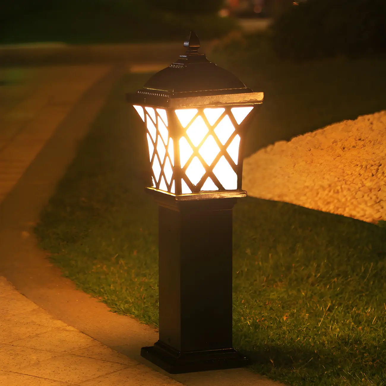 Vintage Flared Outdoor Column Landscape Lighting