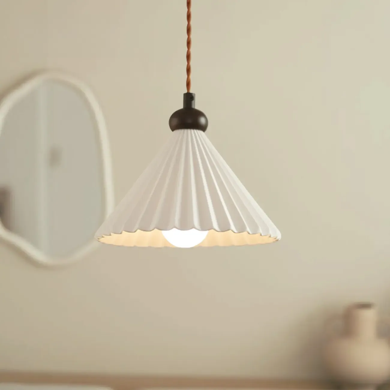Adjustable Chic Ceramic Cone LED Pendant Light for Indoor