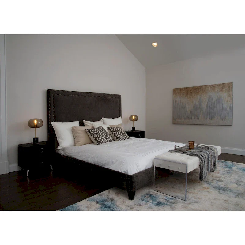 Bulbrite Single 4 Watt Dimmable Antique Grand Nostalgic Droplet Medium (E26) LED Bulb - Amber Light