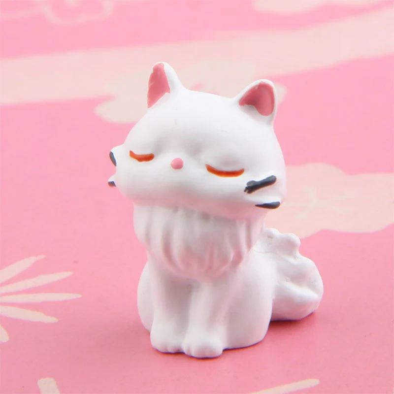 HULIANFU Lovely Cartoon Big Black Cat White Cat Model Figurines Decoration Desk Decor DIY Crafts Garden Home Office Ornament Miniatures - Deanwangkt
