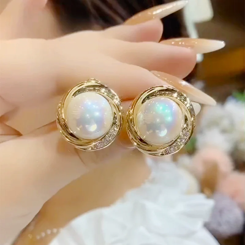 Temperament High-class sense Diamond-encrusted pearl pure silver needle earrings  new trendy light luxury versatile ear buckle atmospheric earrings - Deanwangkt