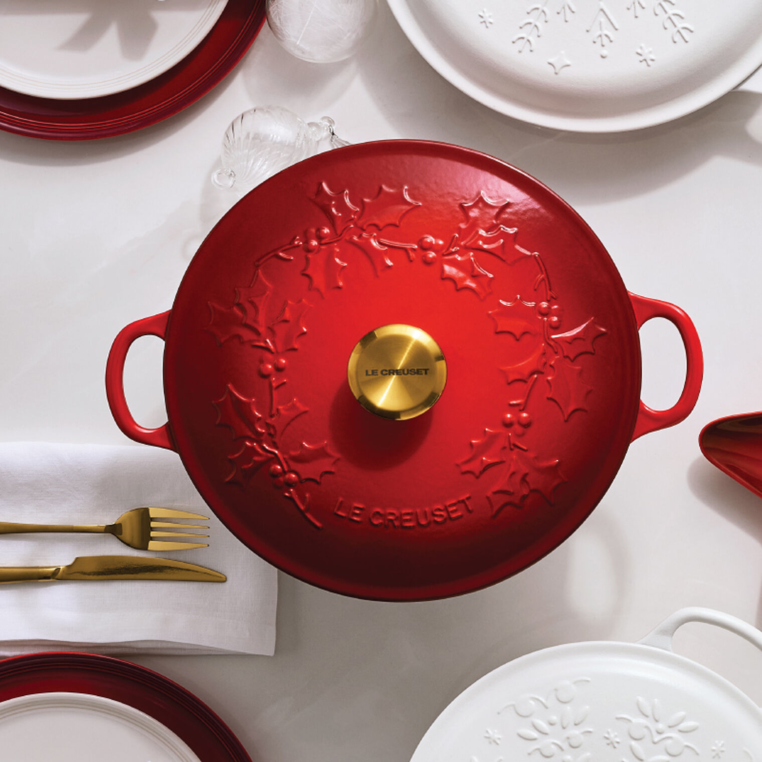 Holly Collection Traditional Round Chef’s Oven