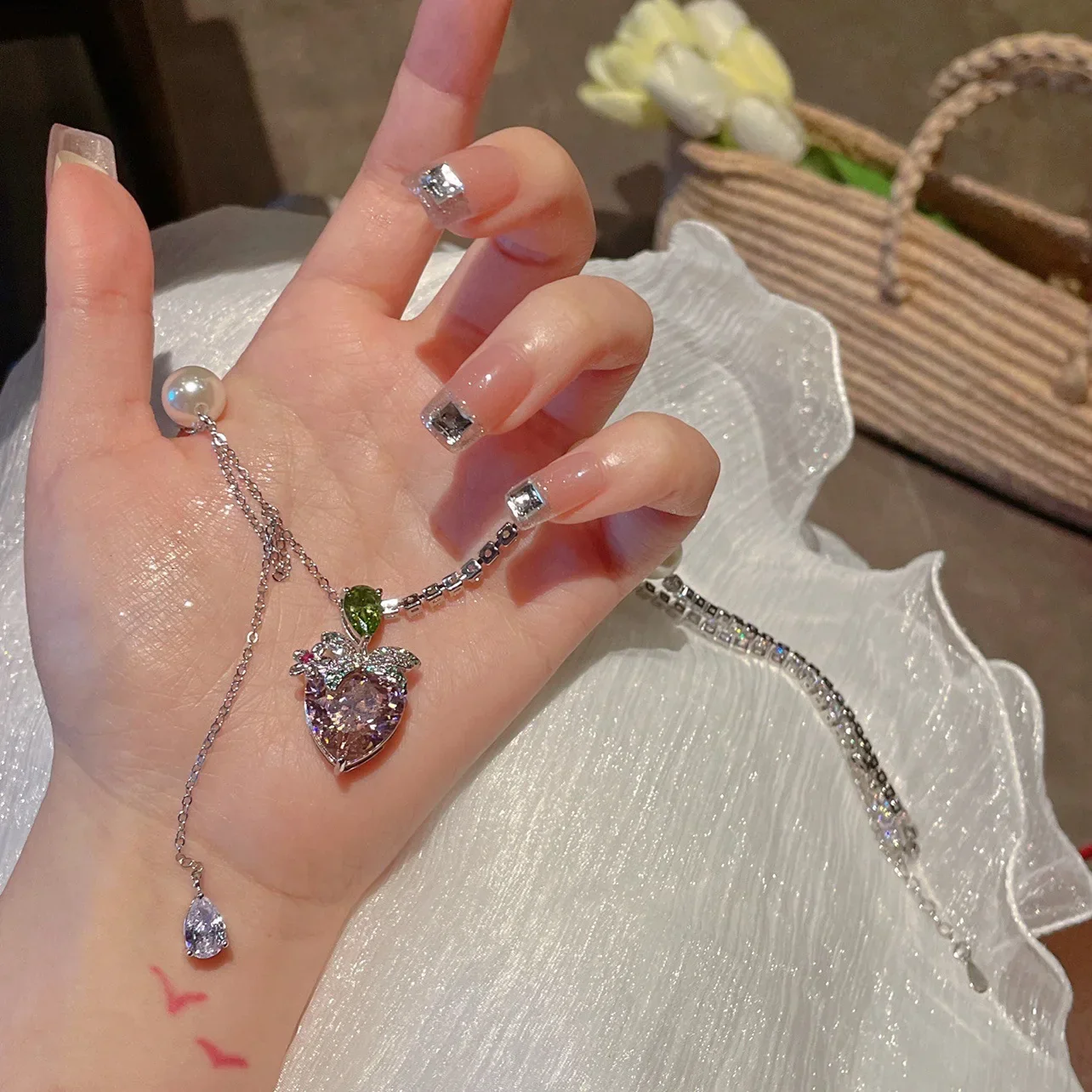 hulianfu Korean Sweet Pink Zircon Love Flowers Waterdrop Necklace For Women Girls Pearl Chain Collar Collarbone Wedding Party - Deanwangkt
