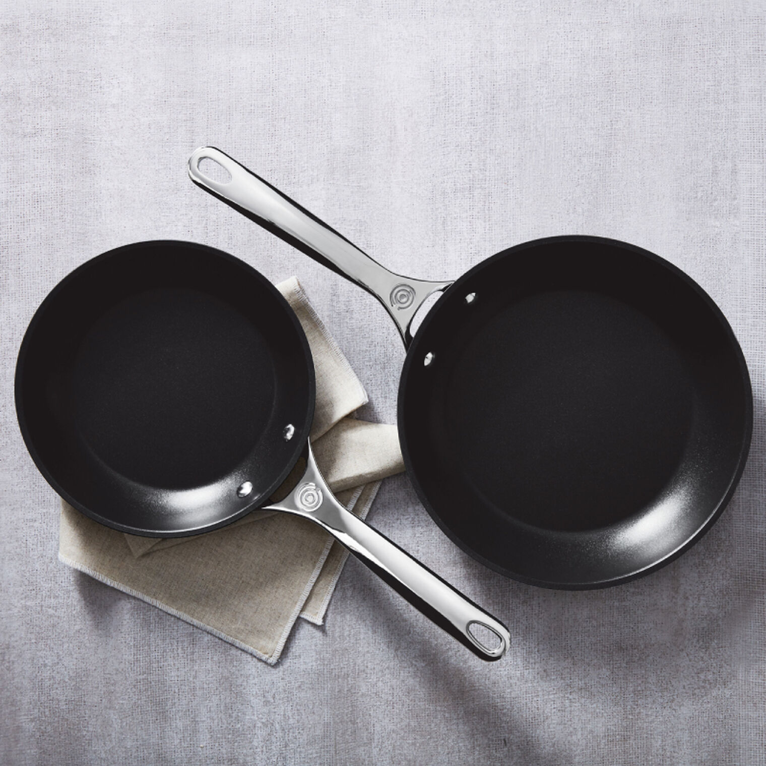 Toughened Non-stick PRO 2-Piece Fry Pan Set