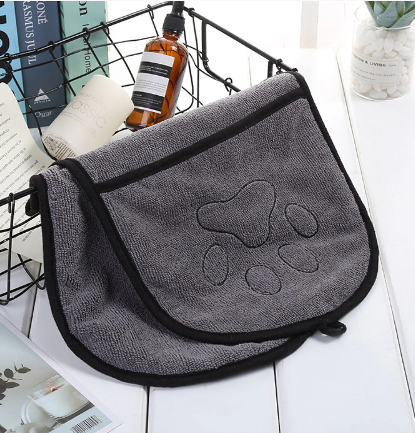 HULIANFU Pet Dog Towel Super Absorbent Dog Bathrobe Bath Towels Quick-Drying Cat Puppy Small Large Dogs Bath Towel ThickTowel Pet Towel - Deanwangkt