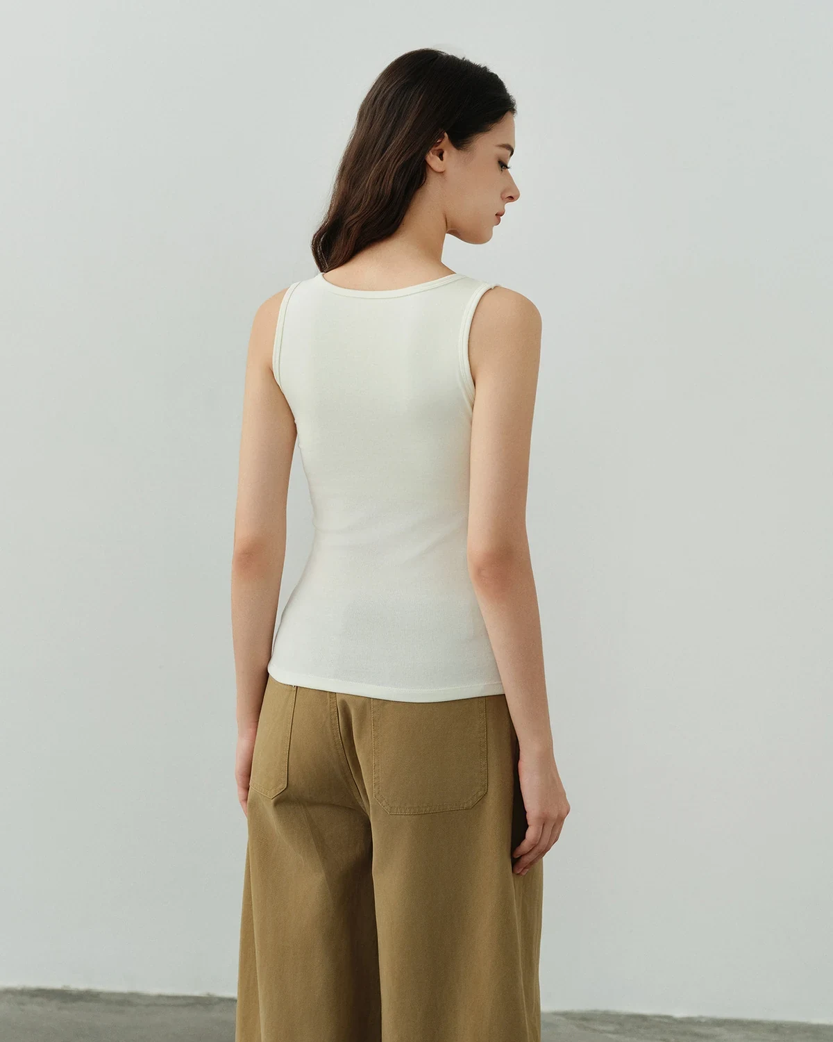Fall/Winter wool + long-staple cotton thermal camisole with chest pads, women's U-neck outerwear-friendly base-layer tank