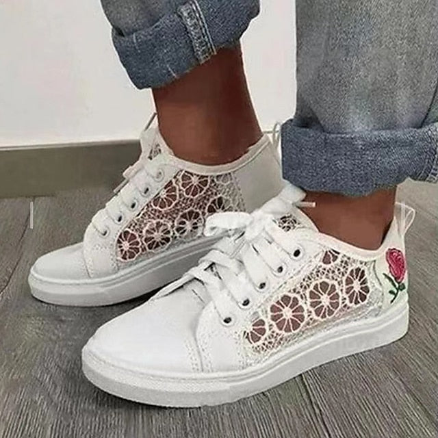 Women's Sneakers Canvas Shoes White Shoes Outdoor Daily Summer Flower Flat Heel Round Toe Casual Minimalism Walking Shoes Mesh Lace-up Embroidered White - Deanwangkt
