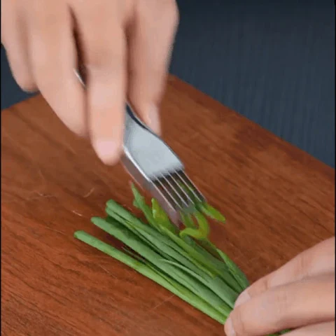 HULIANFU Onion Garlic Vegetable Cutter Knife Cut Onions Garlic Tomato Device Shredders Slicers Kitchen Accessories Cooking Tools - Deanwangkt