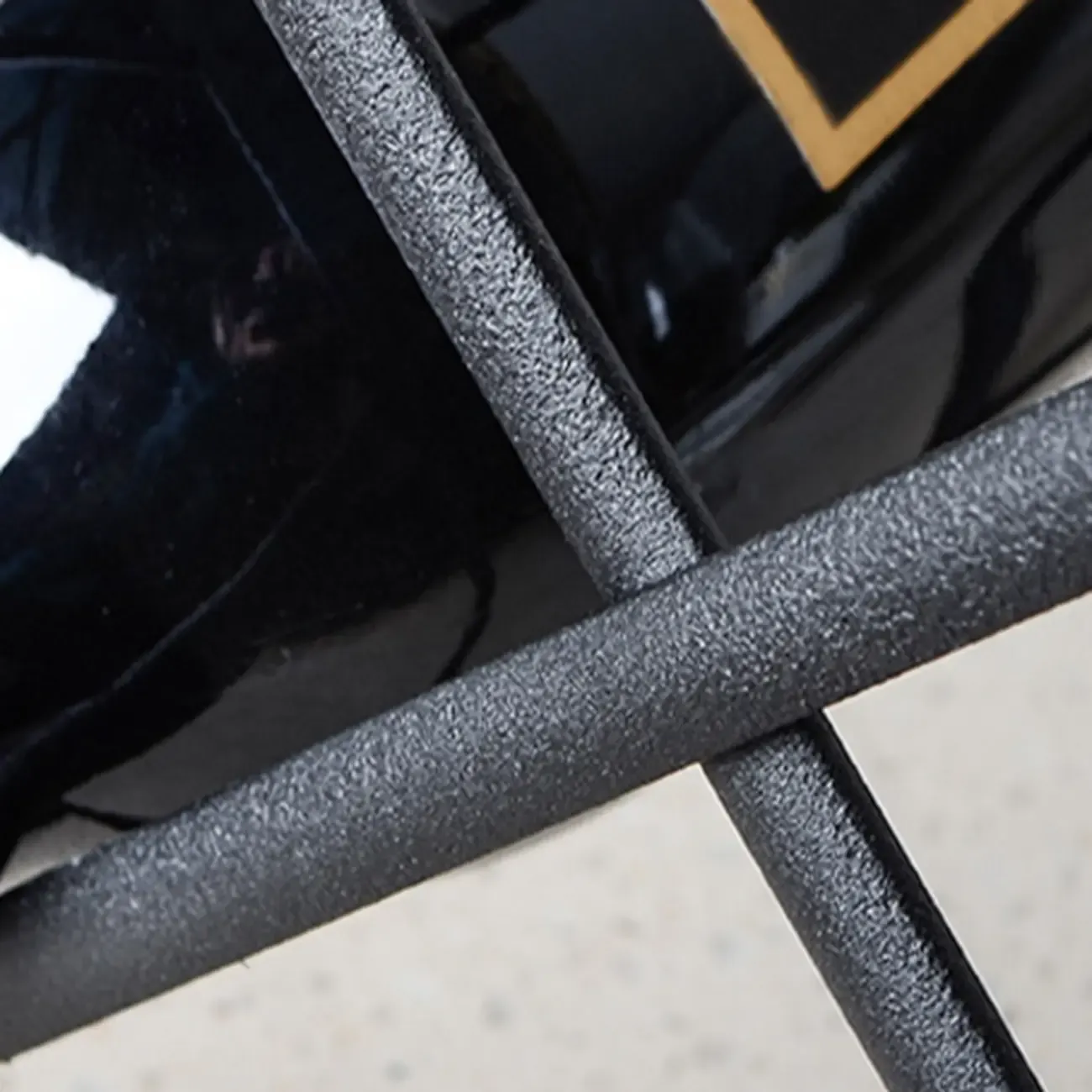 Metal Wall Mount Wine Rack and Glass Holder with Glass Rack Shelf