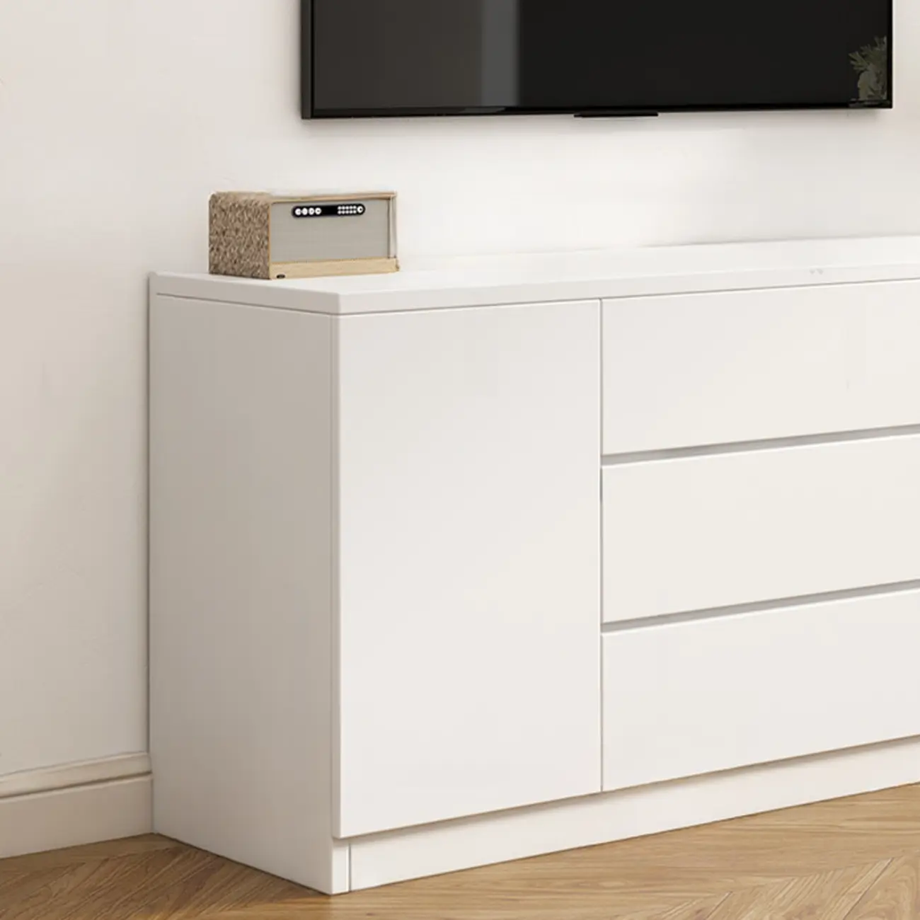 Modern Wooden TV Stand with Shelves and Cabinets