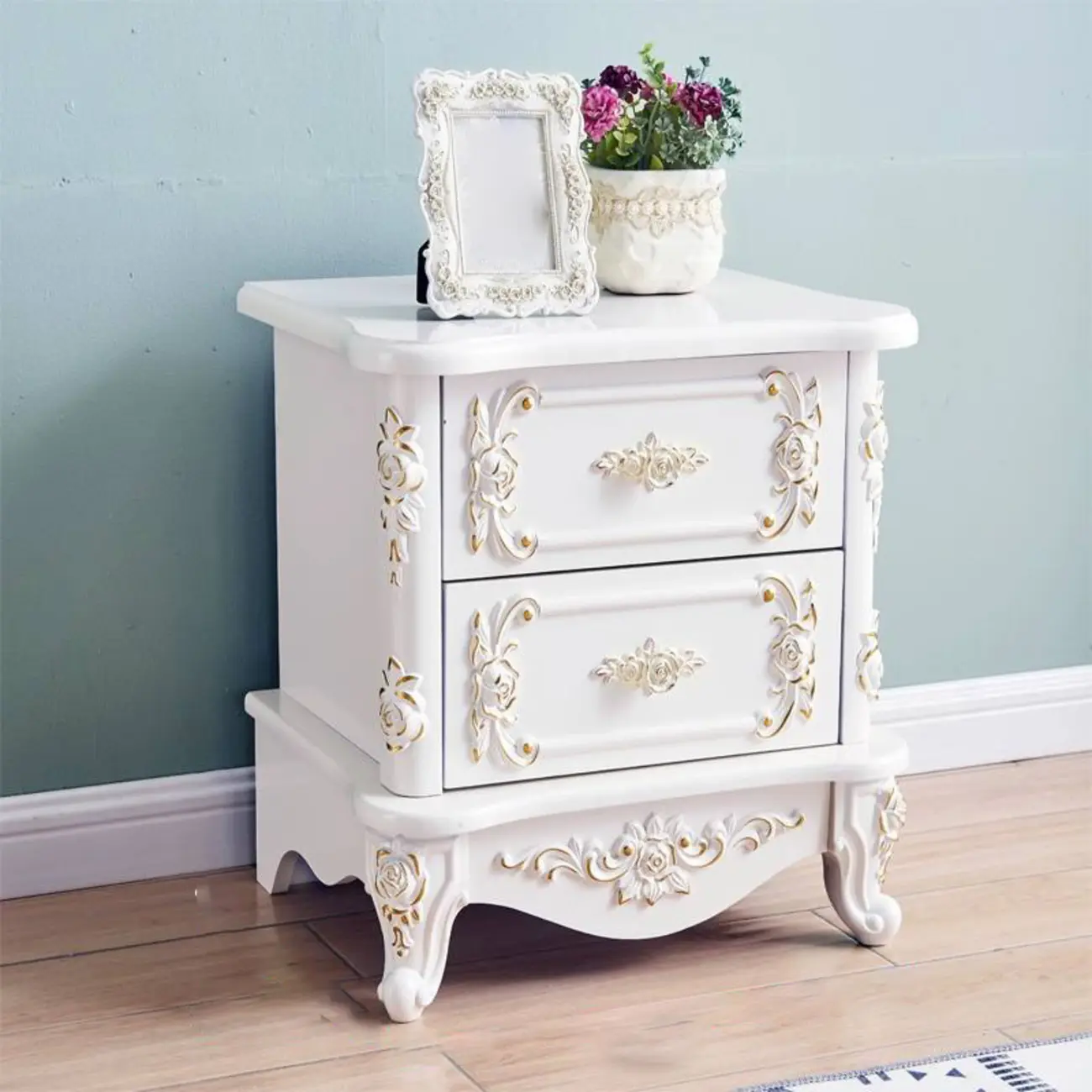 Traditional White Wood Carved 3-Drawer Nightstand