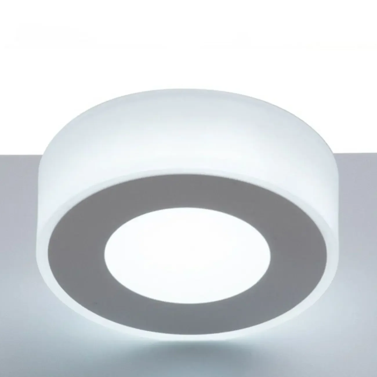 Modern LED Bathroom Vanity Light with Geometric design