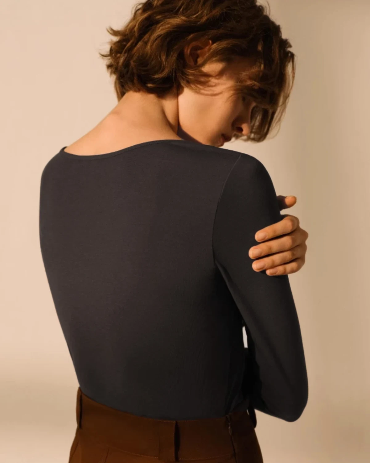 Coconut-oil beauty round-neck base layer top, Fall/Winter women's thermal long-sleeve T-shirt, high-stretch slim-fit inner top