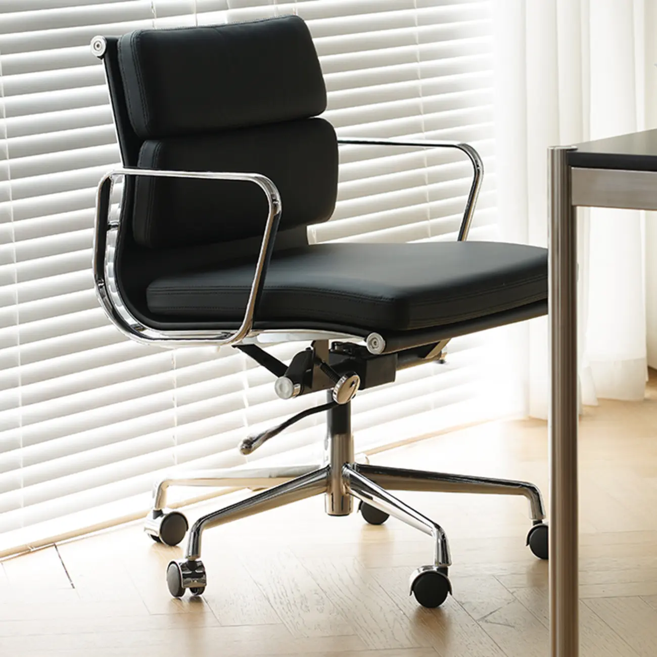 Modern Leather Adjustable Ergonomic Office Chair