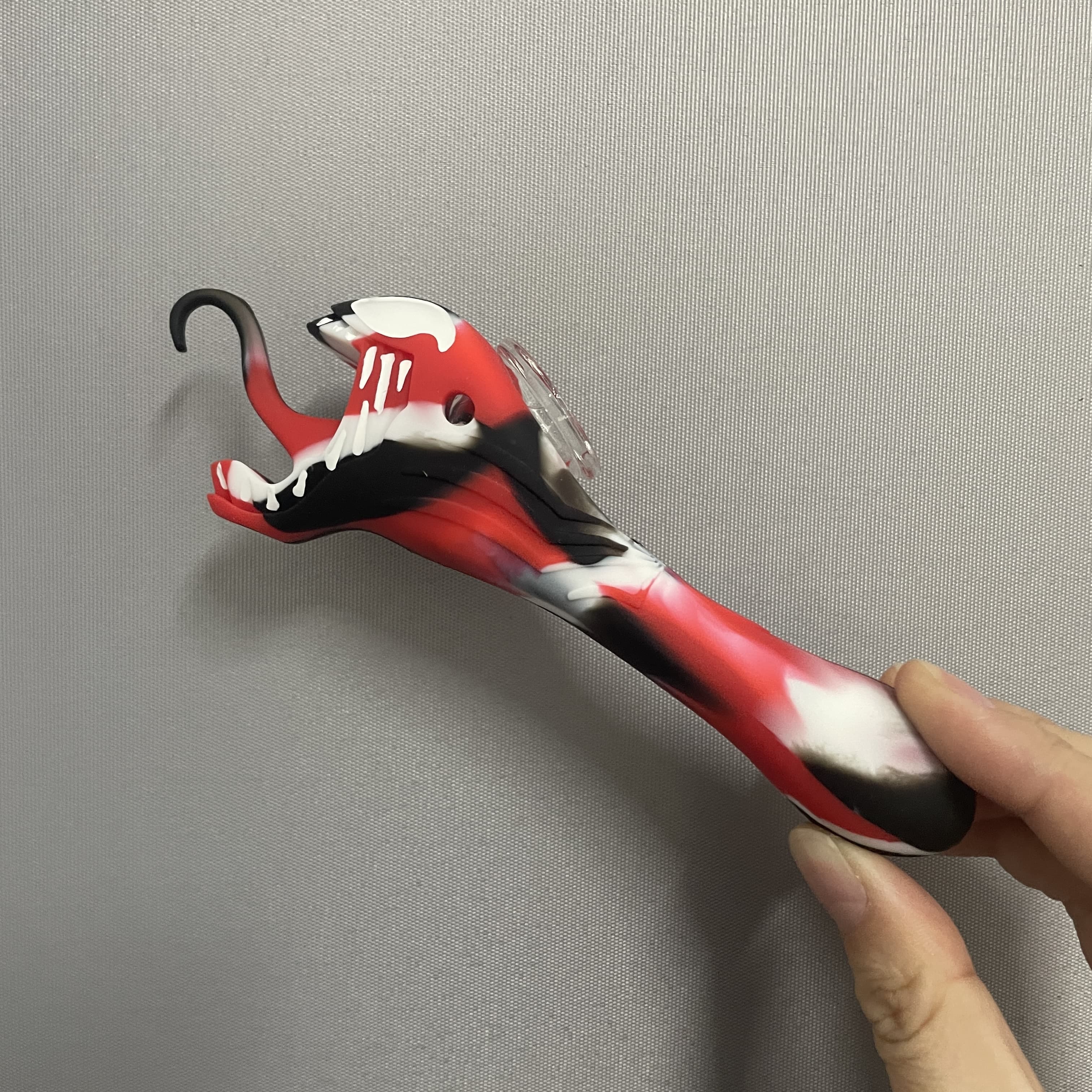 HULIANFU Silicone Venom Smoking Hand Pipe with Glass Bowl - Deanwangkt