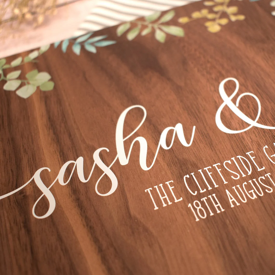 HULIANFU Wedding guest books Album,alternative unique guestbook,personalized guest book,green foliage eucalyptus,wooden guest book Gift - Deanwangkt