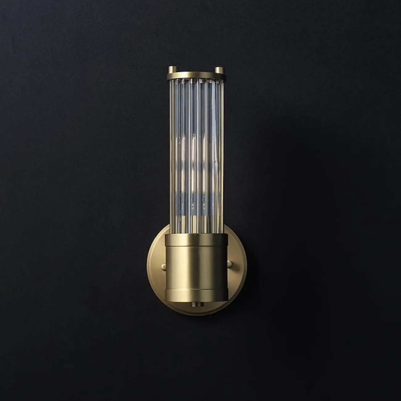 Modern Gold Cylinder Metal Vanity Light with Clear Stripe Glass