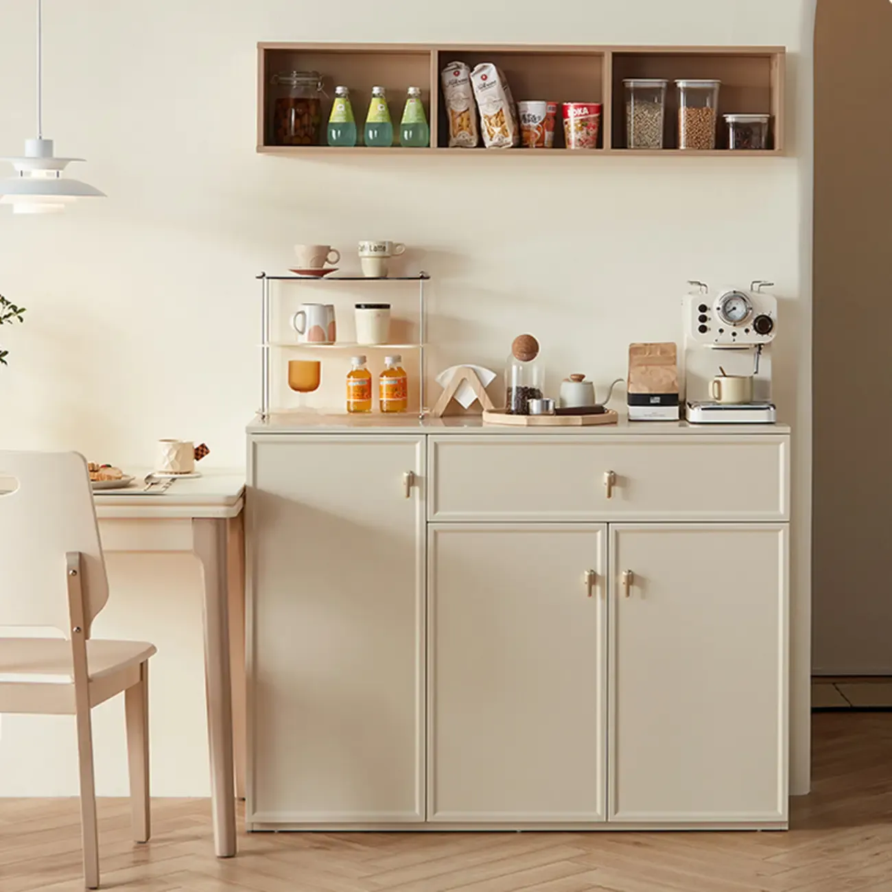 Elegant White Wooden Floor China Cabinet with Shelves