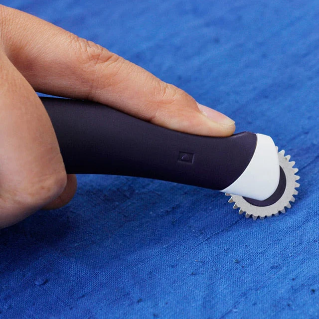 HULIANFU sewing tools Roll & Press  Clover to quickly press seams that won't pull, stress, or distort fabric roller pusher Squeegee wheel - Deanwangkt