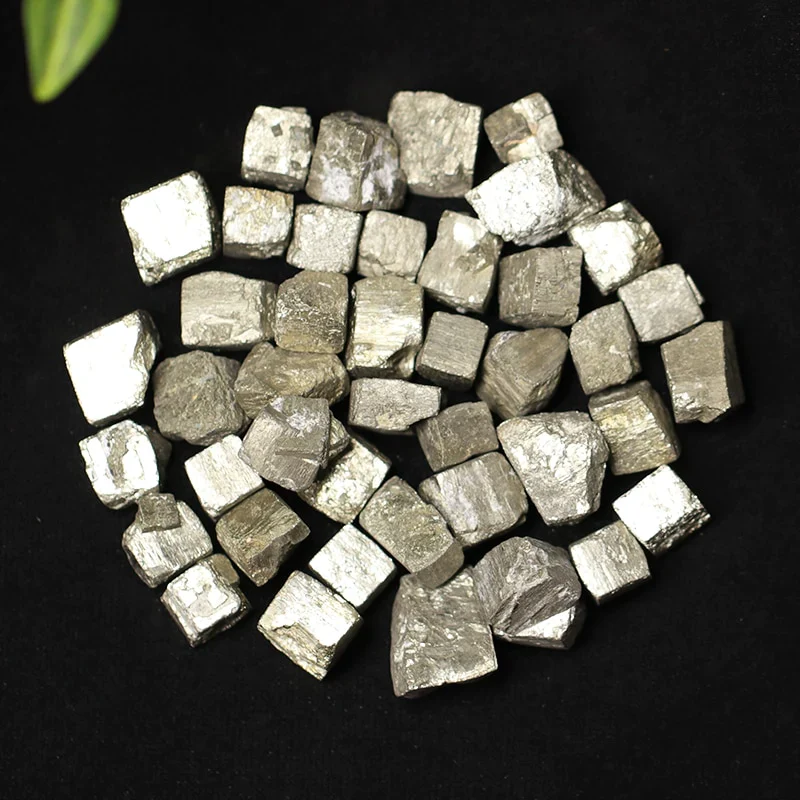 HULIANFU Natural Crystal Quartz Coarse Mineral Specimen, Rose Crystal, Irregular Shape, Rough Rock, Reiki Healing Stone Home Decoration - Deanwangkt