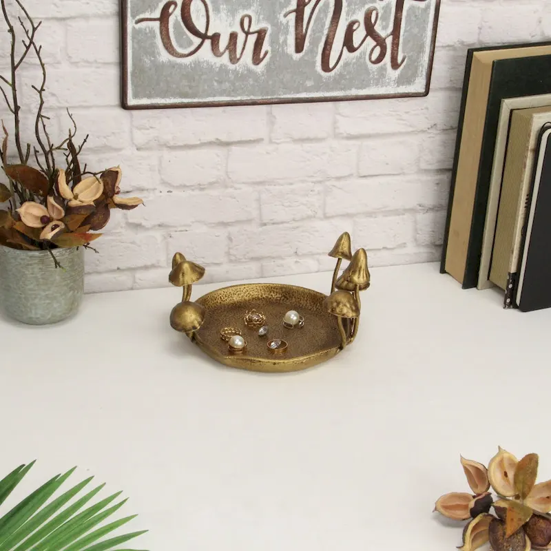 Qinrie Golden Cast Iron Catchall Mushroom Tray