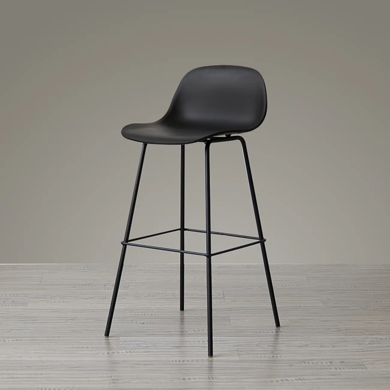 Modern Metal Elegant Comfort Bar Stool with Sleek Design