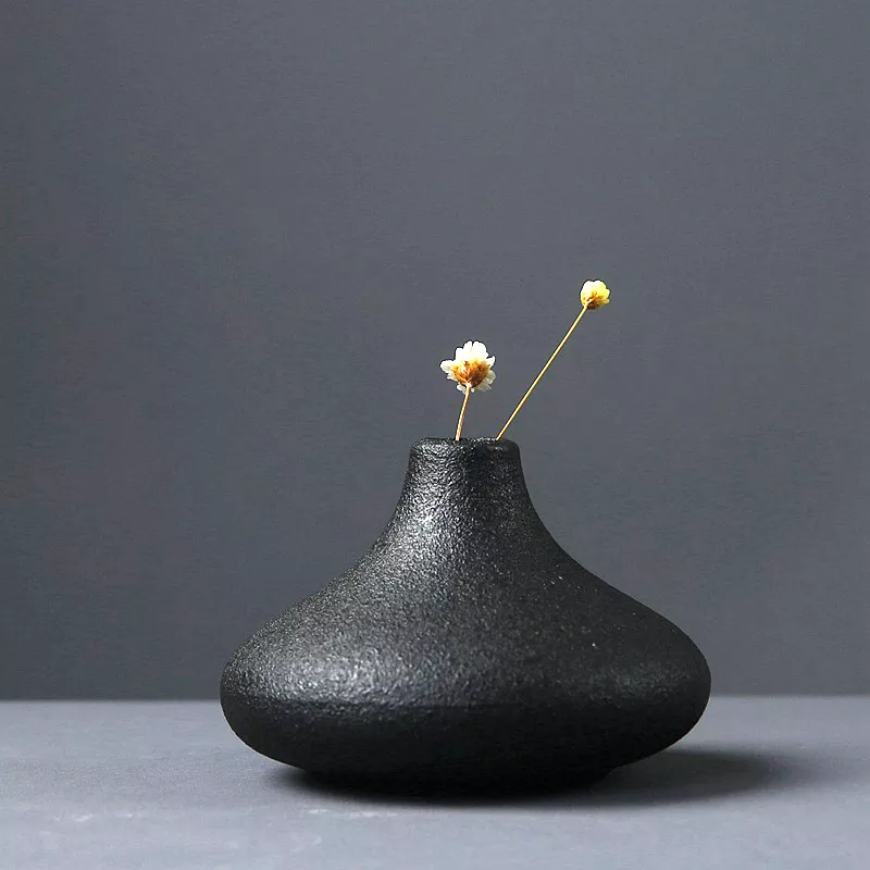 HULIANFU New Black Ceramic Small Vase Home Decoration Crafts Tabletop Ornament Simplicity Japanese-style Decoration - Deanwangkt