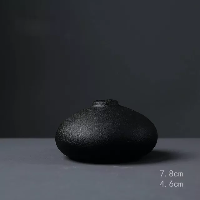 HULIANFU New Black Ceramic Small Vase Home Decoration Crafts Tabletop Ornament Simplicity Japanese-style Decoration - Deanwangkt