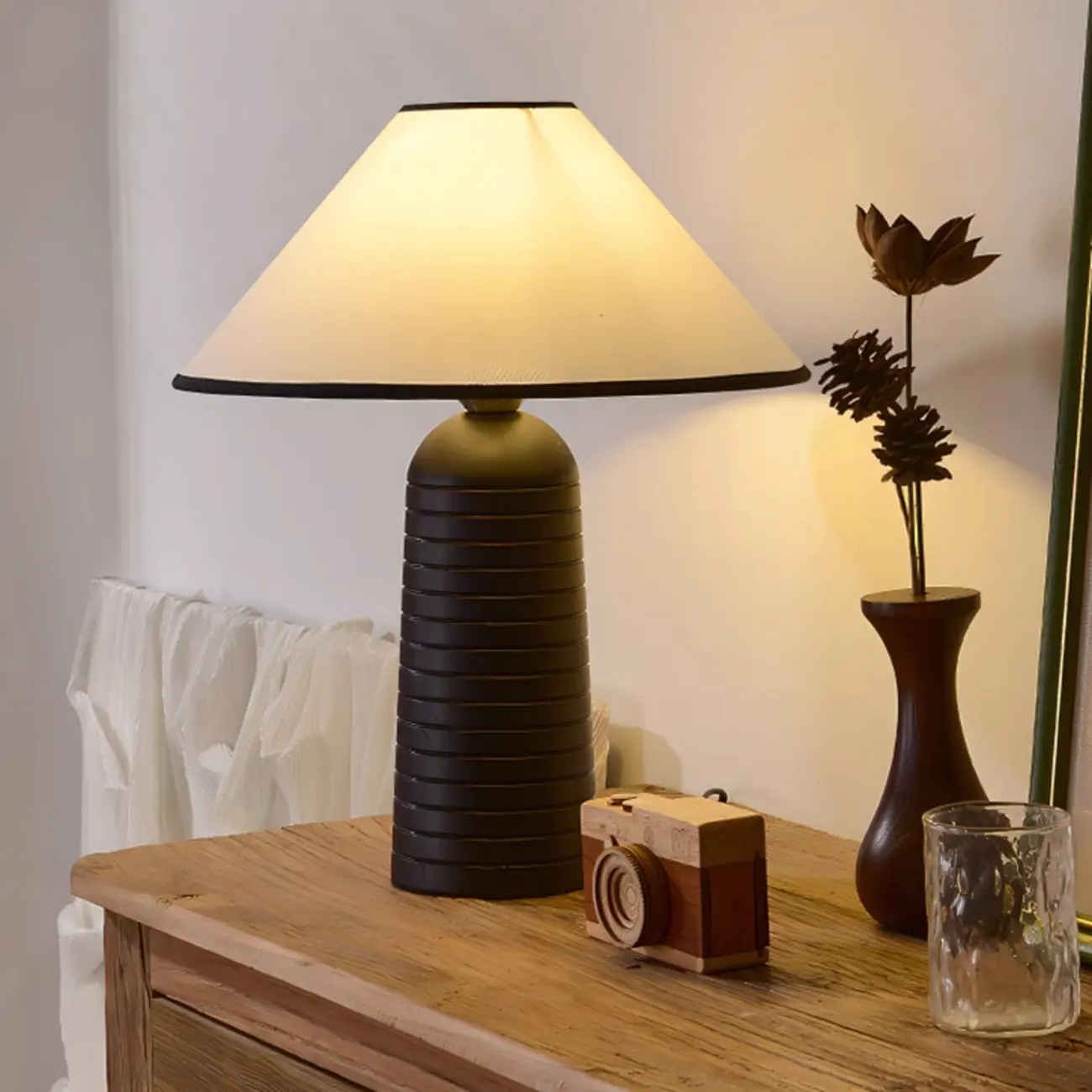 Wooden Cone Shade LED Desk Lamp, Modern Style