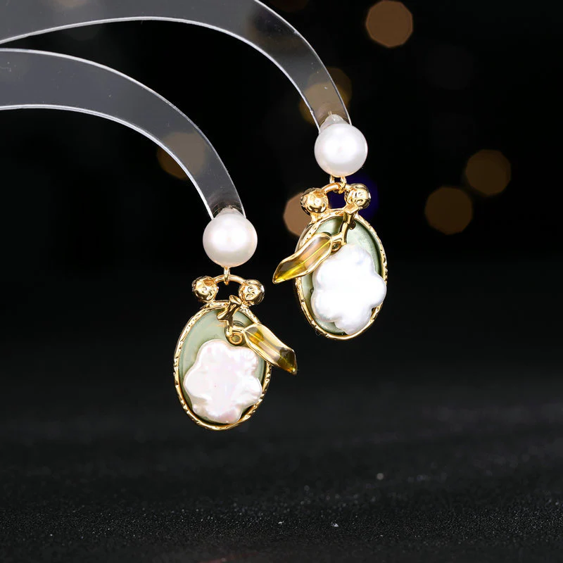 2025 literary retro elegant temperament earrings female court style high sense dripping oil leaf baroque pearl earrings - Deanwangkt
