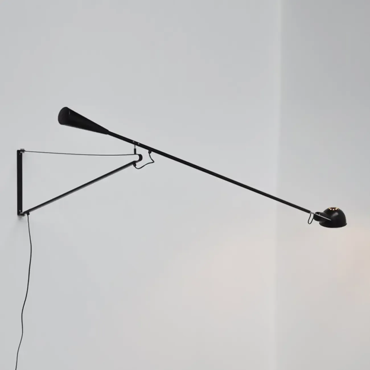 Modern Black Metal Long Arm Swing Wall Light