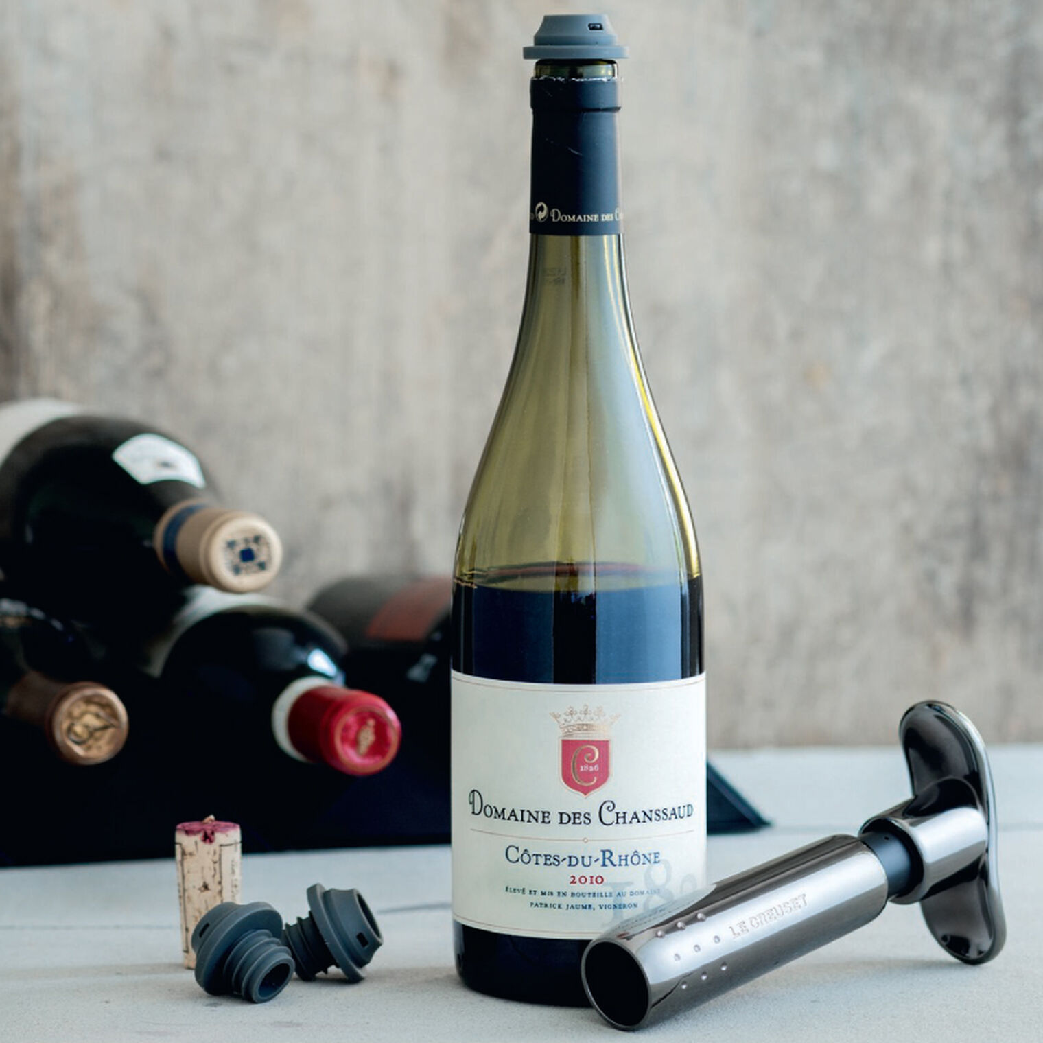 Metal Wine Pump and 3 Stoppers