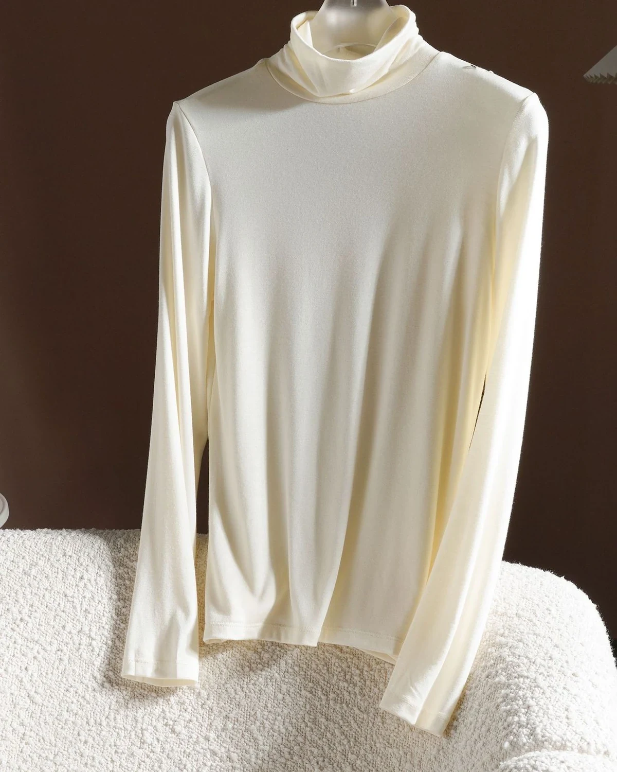 60S modal base-layer top for women, Fall/Winter warm sheep wool high-neck slim and slimming shirt for layering or wearing on its own