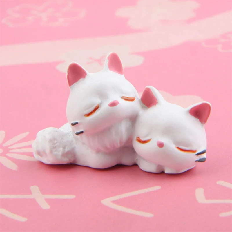 HULIANFU Lovely Cartoon Big Black Cat White Cat Model Figurines Decoration Desk Decor DIY Crafts Garden Home Office Ornament Miniatures - Deanwangkt