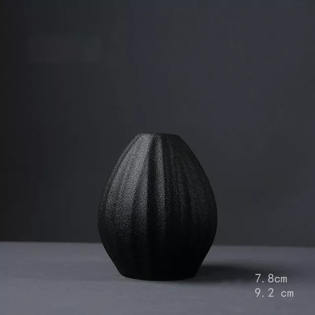 HULIANFU New Black Ceramic Small Vase Home Decoration Crafts Tabletop Ornament Simplicity Japanese-style Decoration - Deanwangkt