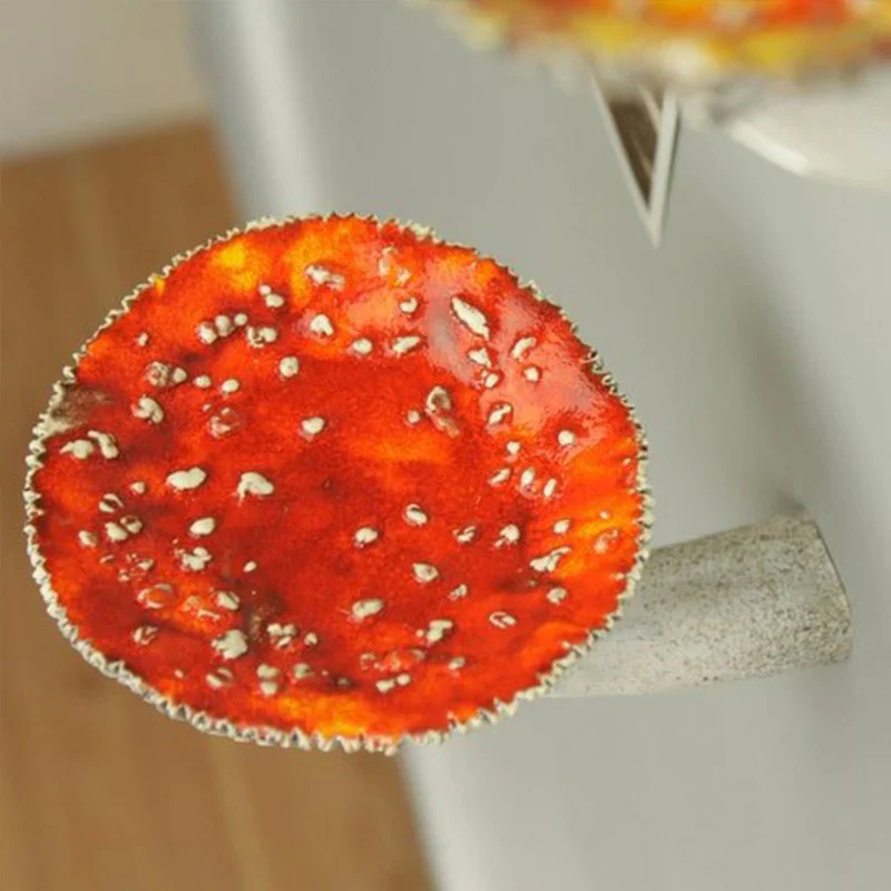 HULIANFU Mushroom Hanging Shelf Whimsical Floating Shelf Wall Mounted Resin Storage Shelves wall decoration for Bedroom Living Room - Deanwangkt