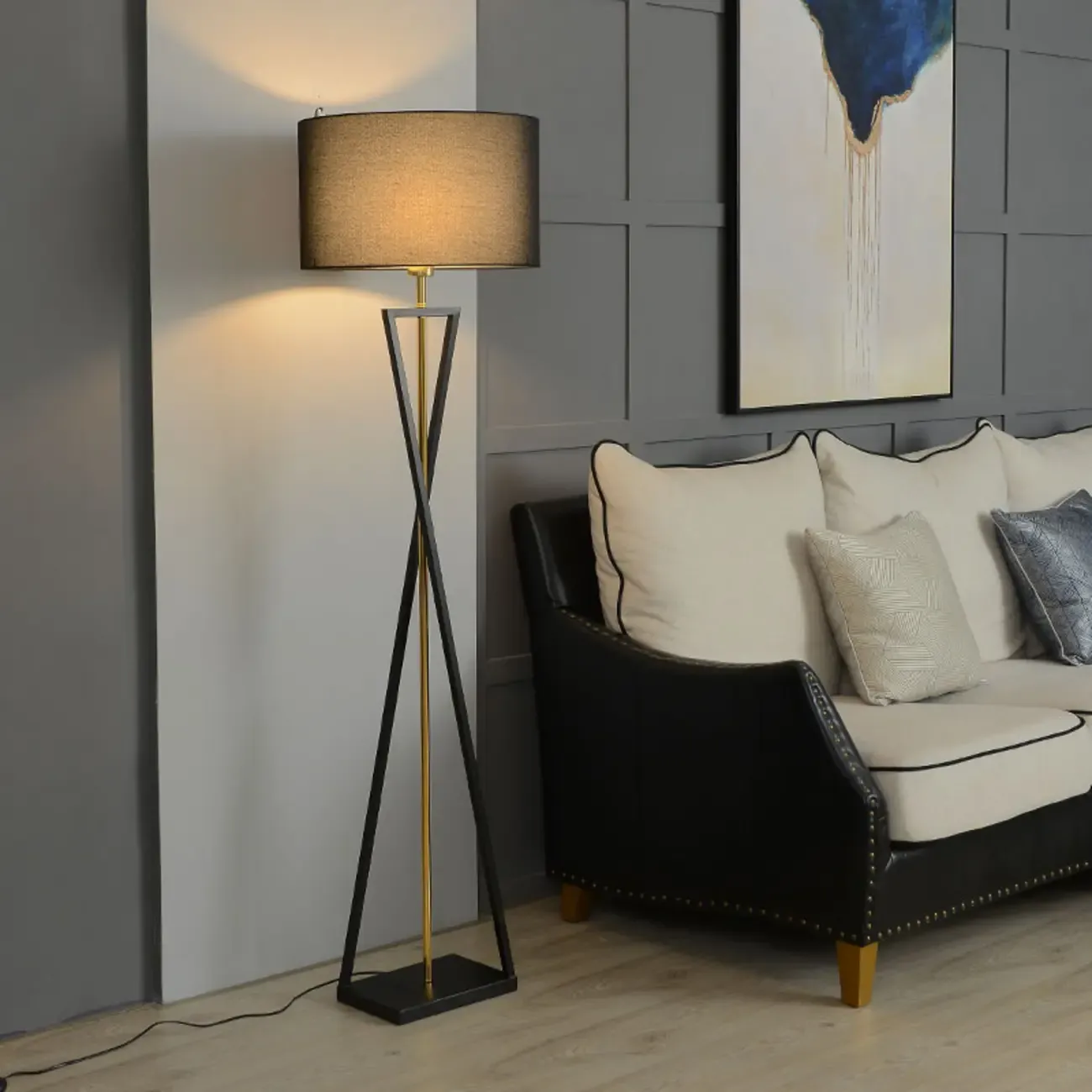 Modern Metal Black Floor Lamp with Drum Shade