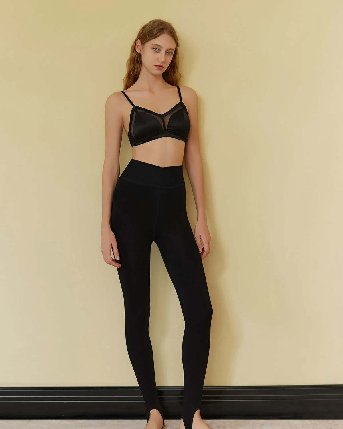 700D Thick Warm Cashmere Leggings for Women, Autumn and Winter High-Density High-Stretch Butt-Lifting Shaping Seamless Stirrup Tights