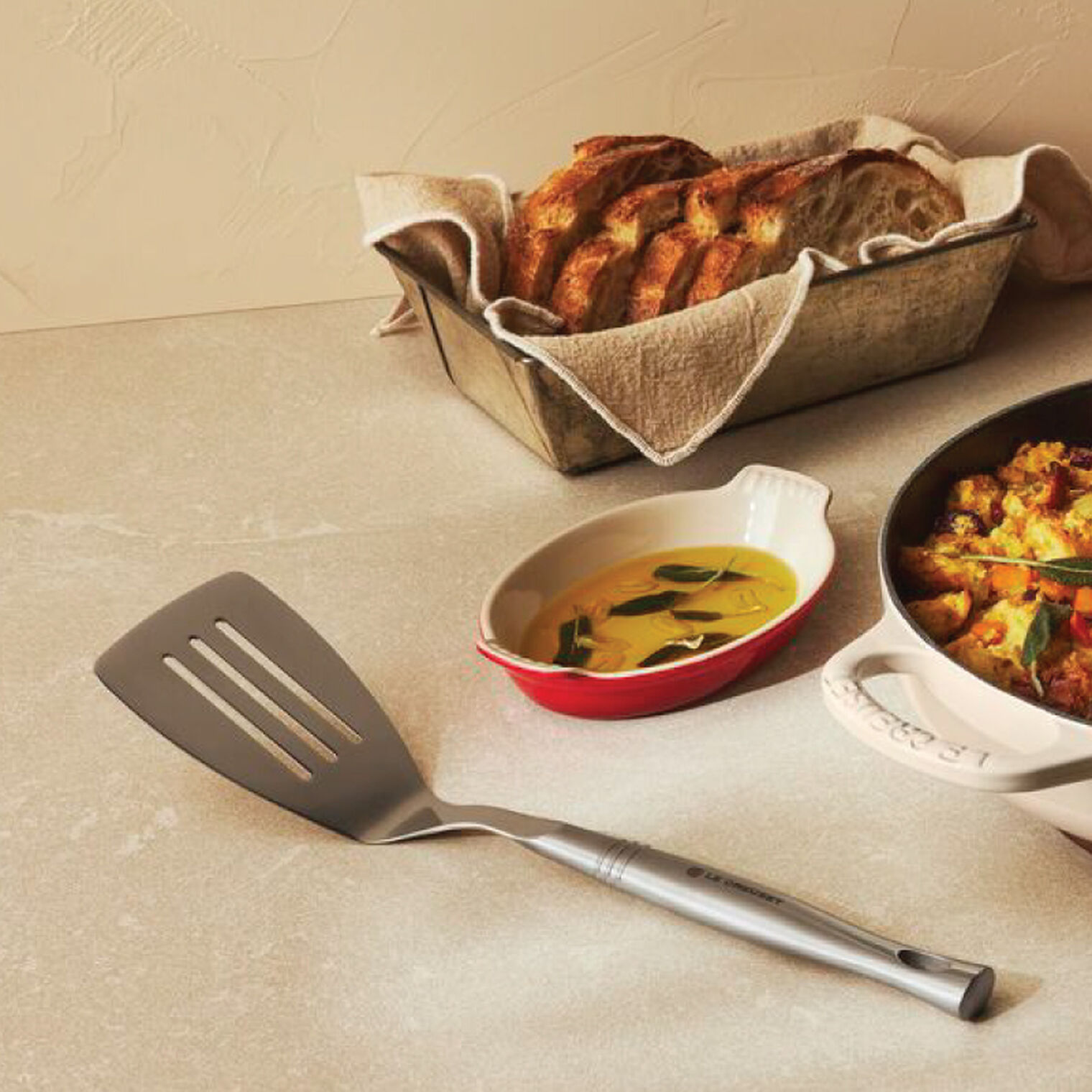 Revolution® Slotted Turner