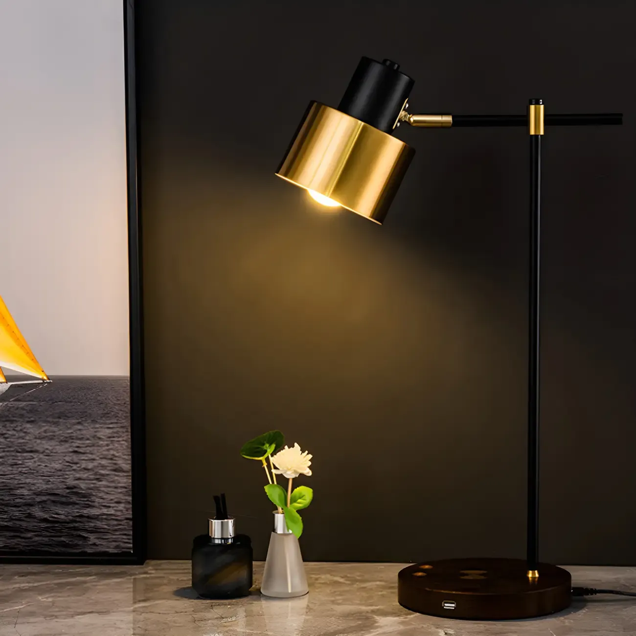 Contemporary Black Metal Eye Caring Table Lamp